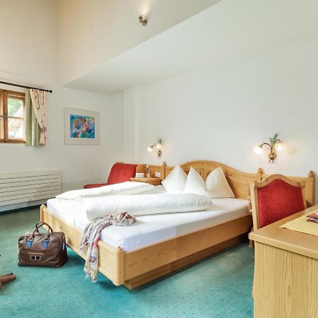 Hotel Post Sport- Und Wellness سامنون المظهر الخارجي الصورة