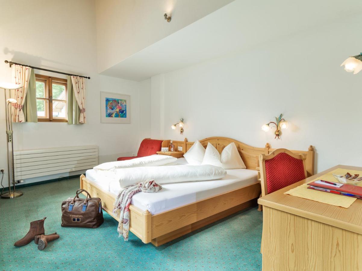 Hotel Post Sport- Und Wellness سامنون المظهر الخارجي الصورة