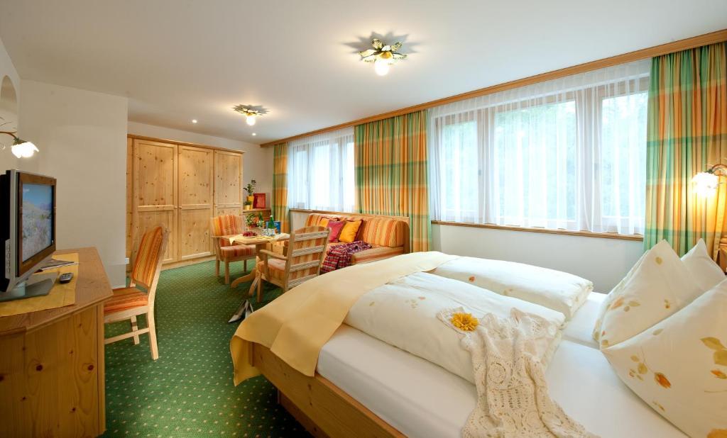 Hotel Post Sport- Und Wellness سامنون المظهر الخارجي الصورة